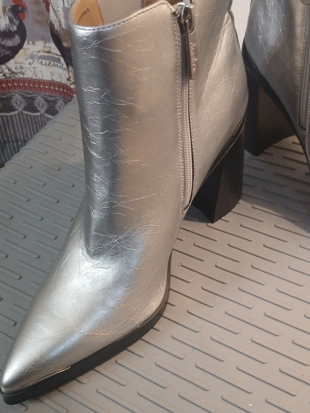 Charles by Charles David Dolores  Metallic Pointed Toe 4